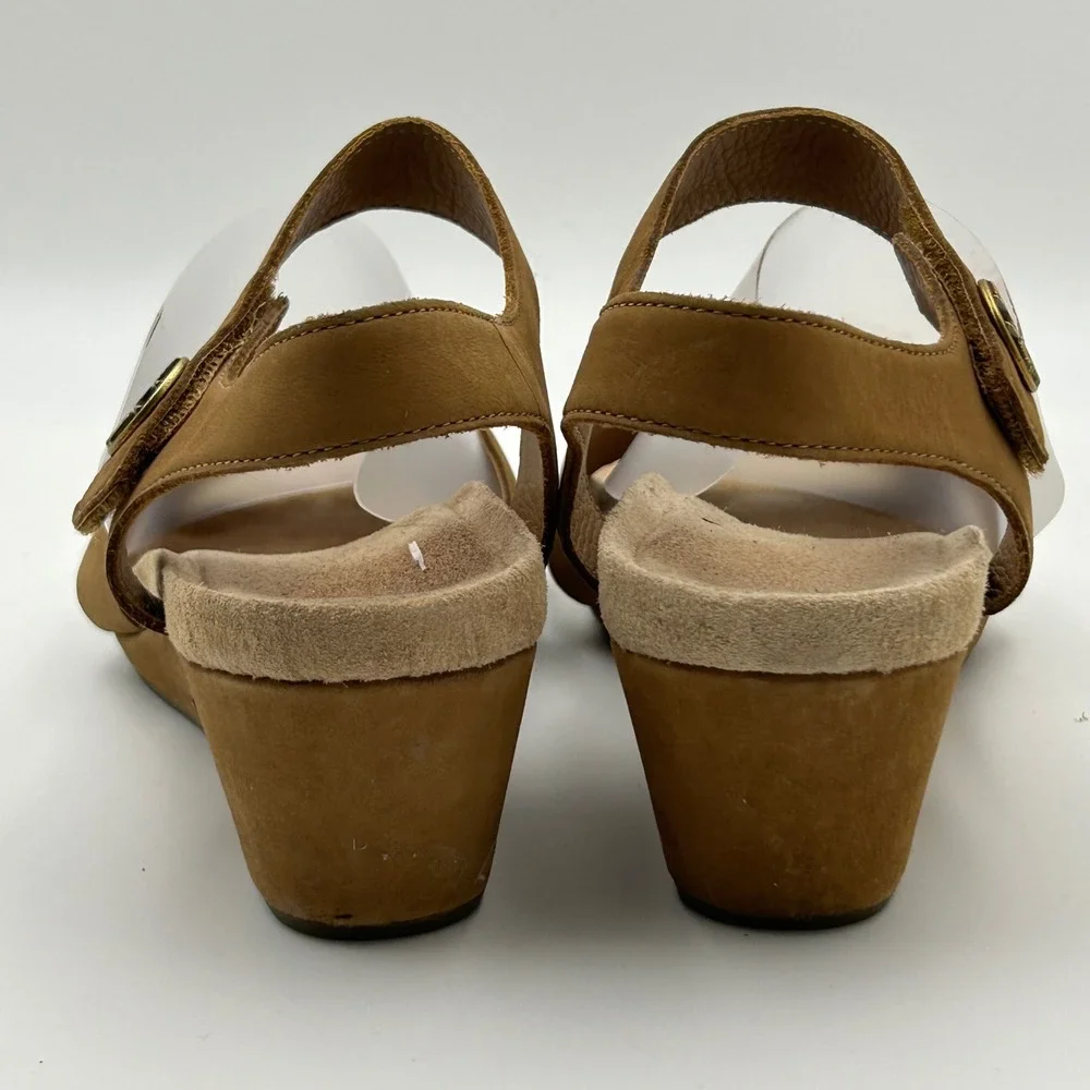 UGG‎ Lucianna Wedge Sandals Womens 7.5 Brown Leather Strappy 1011549 Boho Chic